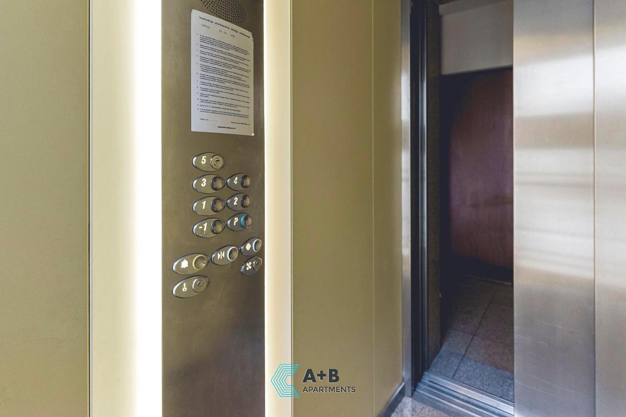 Apartament Cicha Typu Superior I Lägenhet Lublin Exteriör bild