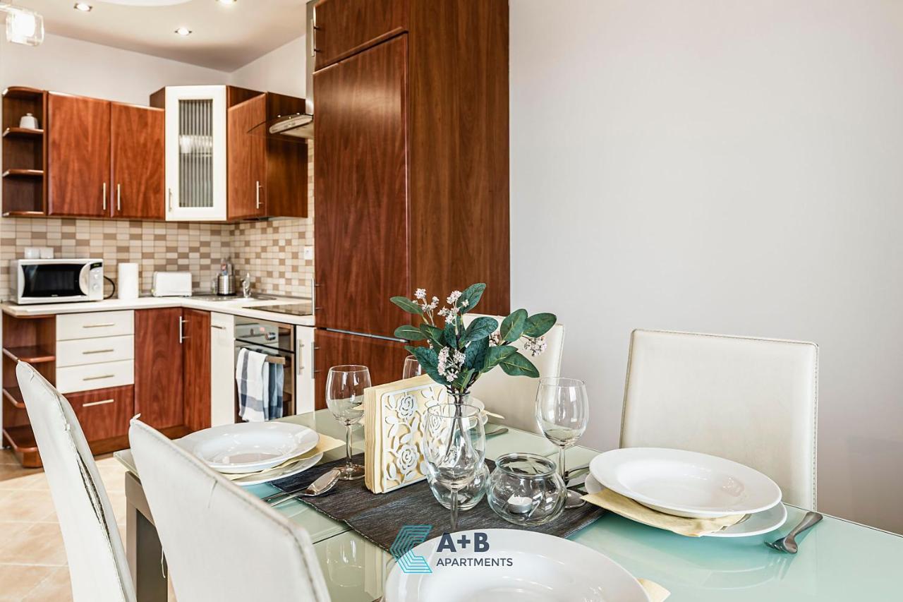 Apartament Cicha Typu Superior I Lägenhet Lublin Exteriör bild
